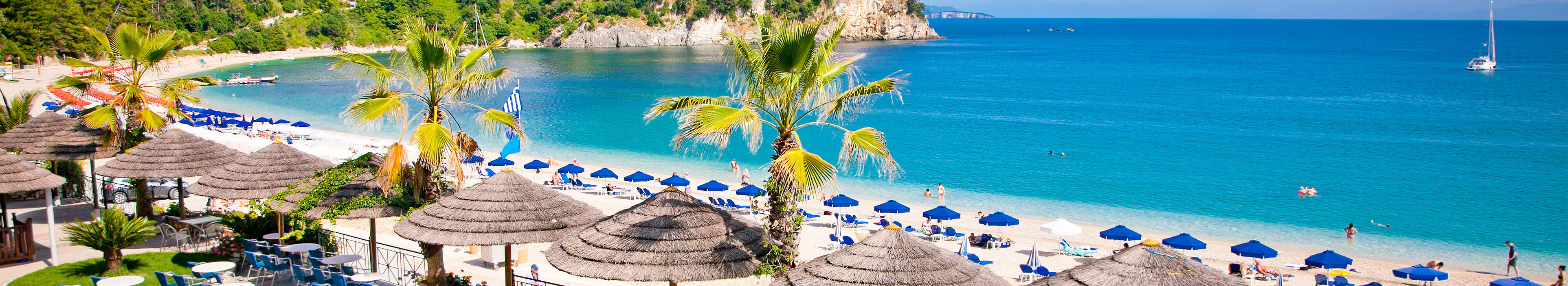 Ein Hotel am Strand von Valtos in der Nähe der Stadt Parga in Griechenland.
