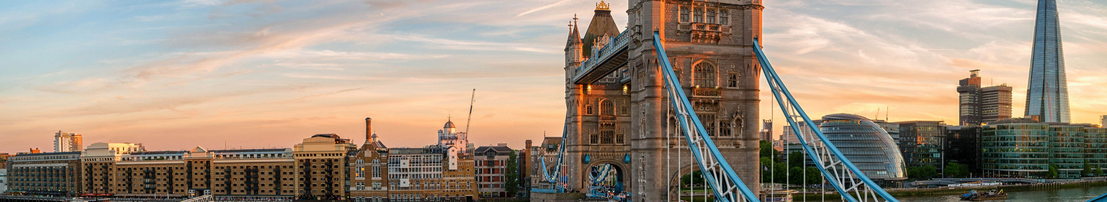 Tower Bridge-Panorama bei Sonnenuntergang