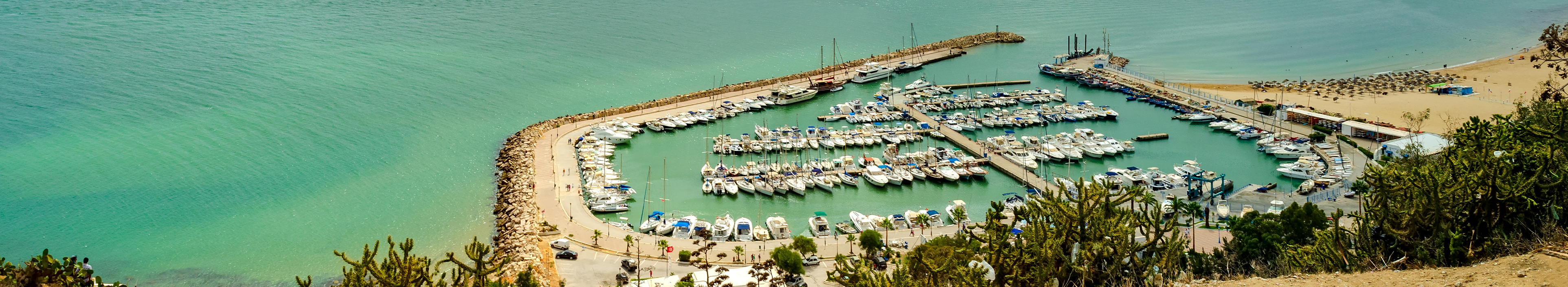 Panorama des Hafens von Sidi Bou Said in Tunesien